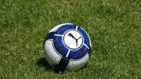 斯洛特关注阿森纳对阵富勒姆赛事，比分2-0后转投曼联比赛直播观看